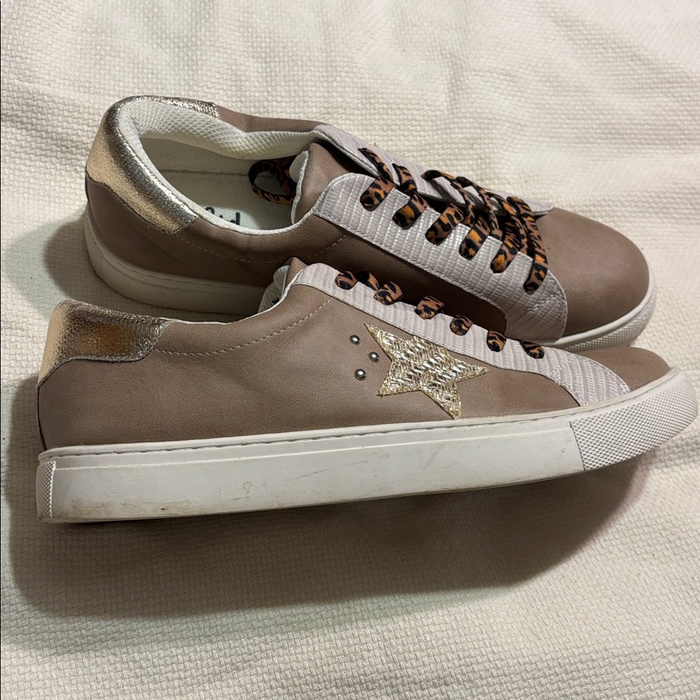 Corkys Gold Metallic Glitter Supernova Sneaker Size 11. EUC - Picture 9 of 12